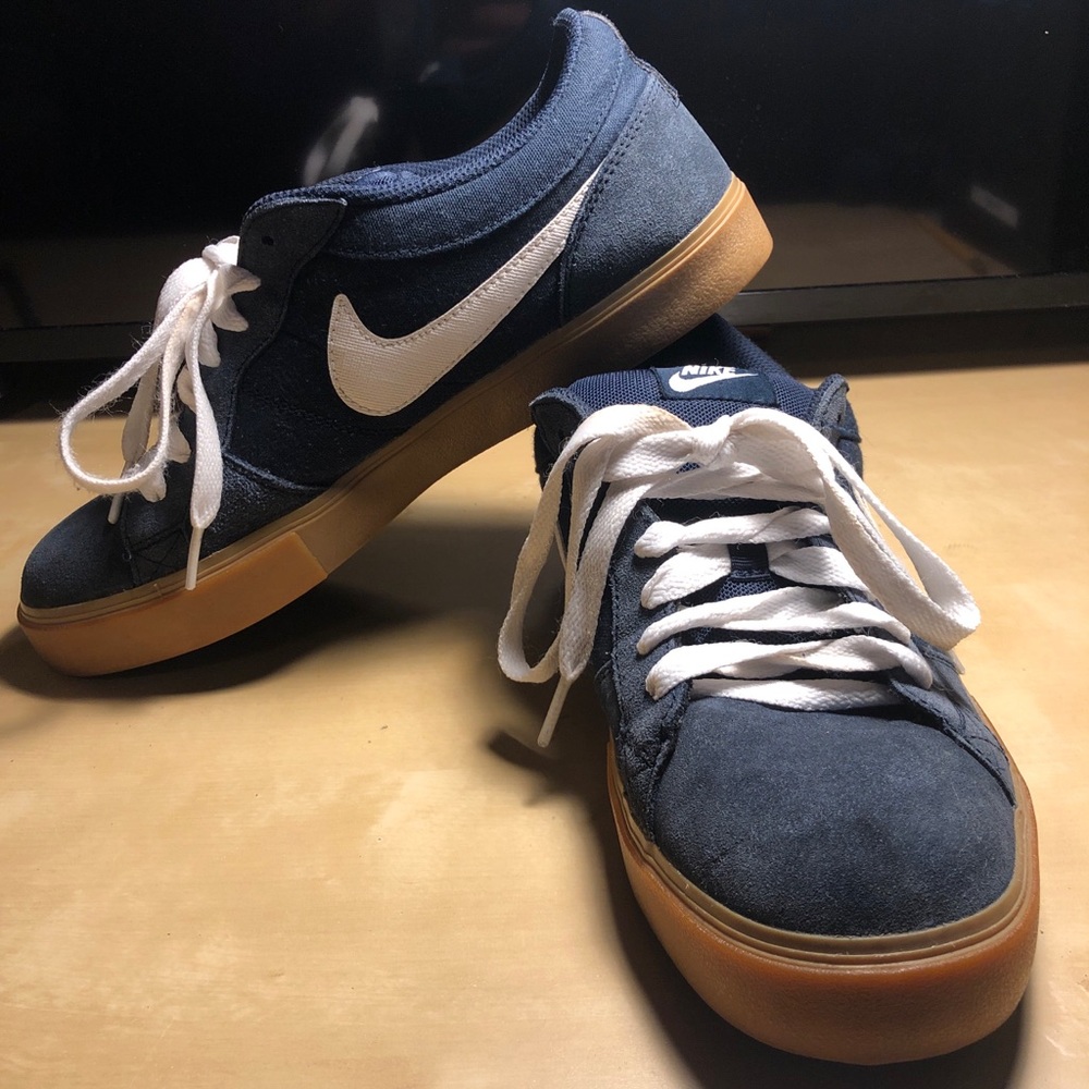 Nike SB Isolate LR Skateboard Navy Blue White